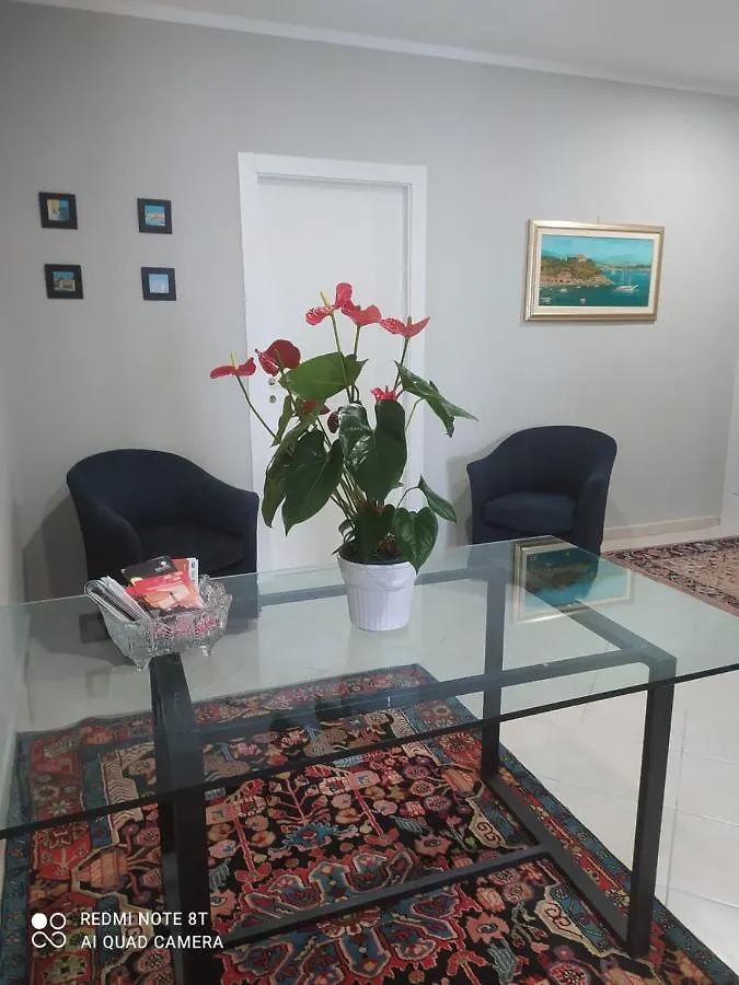Guest house Prie De Mae Hotel Genoa